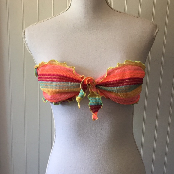 Victoria's Secret Other - Victoria secret ruffle edge bikini top